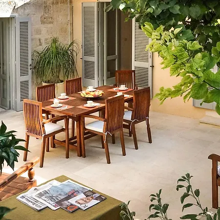 Bed & Breakfast Palazzo Morisco